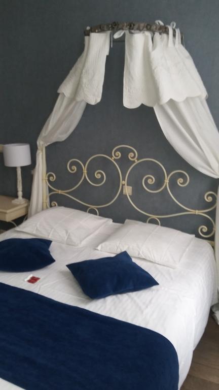 Des Raisins Bed & Breakfast 3*